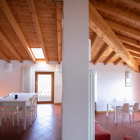 Iseolakerental - Casa Del Pescatore Riva di Solto Exterior photo