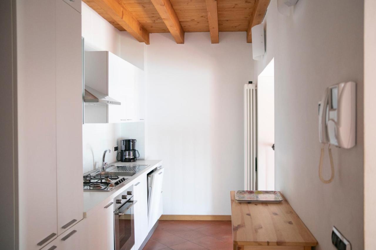 Iseolakerental - Casa Del Pescatore * Riva di Solto