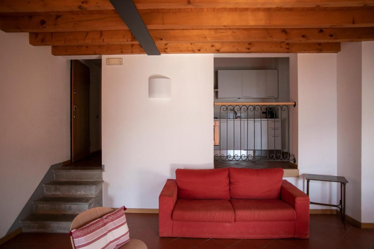 Iseolakerental - Casa Del Pescatore Riva di Solto