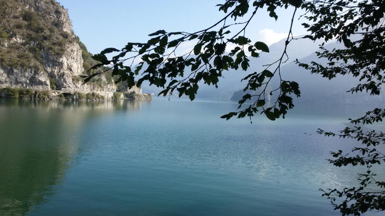 Iseolakerental - Casa Del Pescatore * Riva di Solto